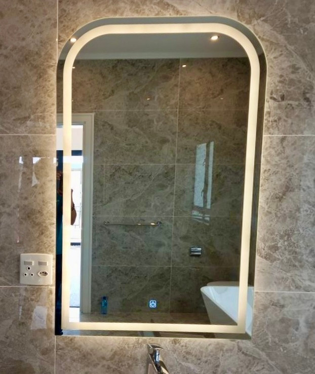 آینه بک لایت ساده لمسی بلوتوثی حرکتی در اشکال و سایزهای مختلف